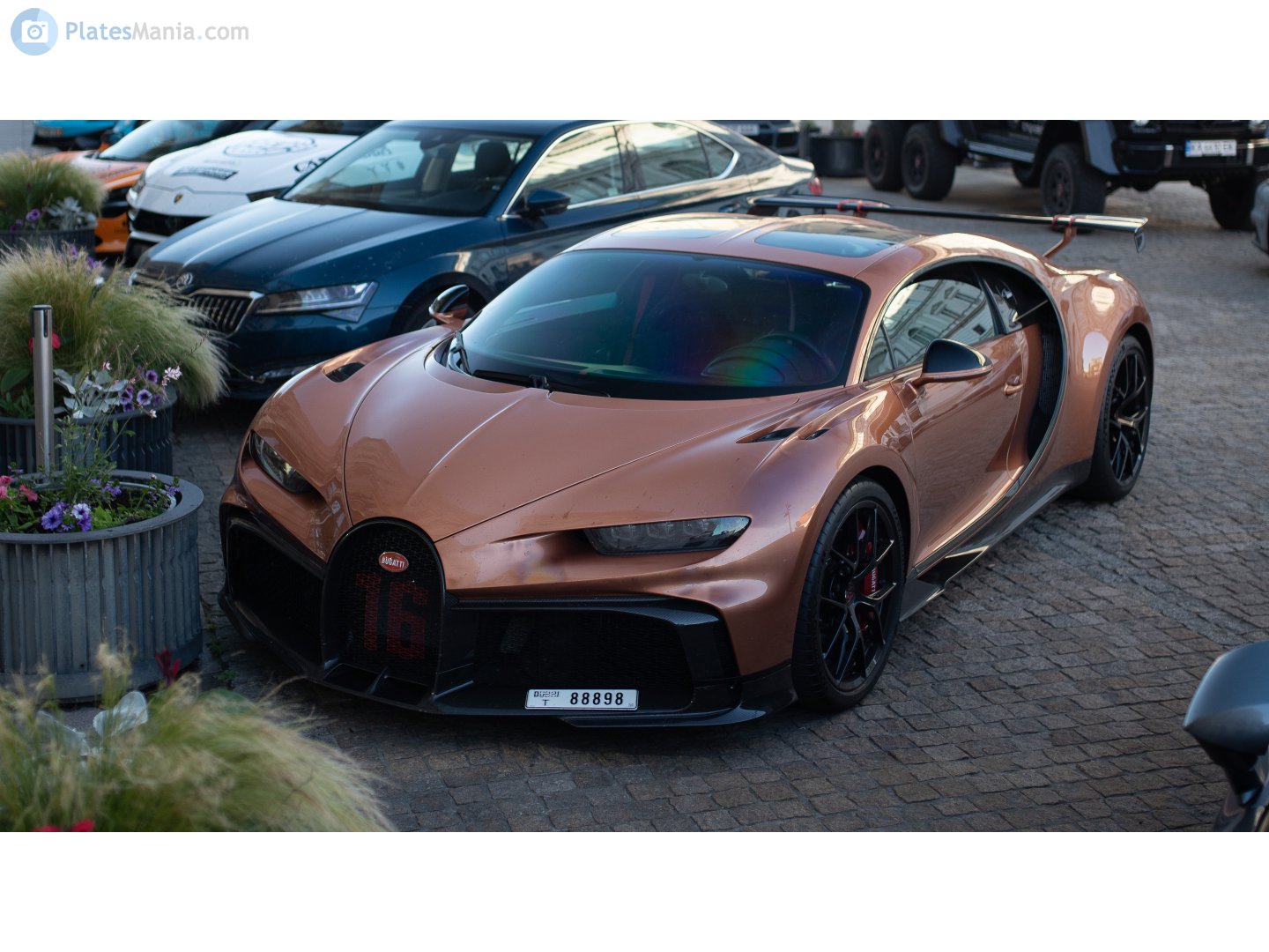 T 88898, Bugatti Chiron 2016–2024
