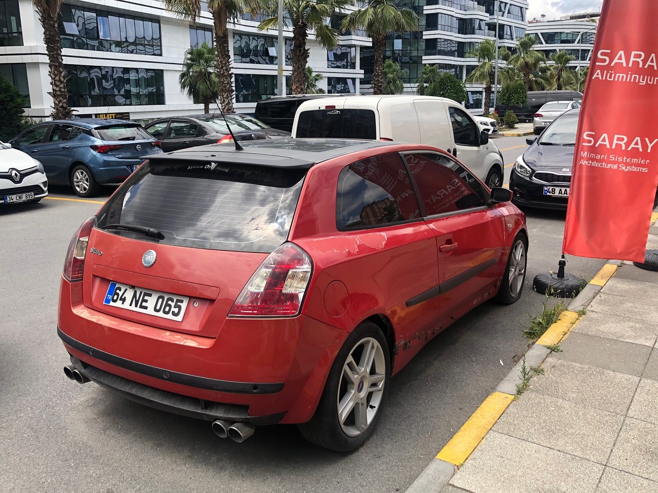 64 NE 065, FIAT Stilo 1st gen 3-door Hatch (192), 2001–2007