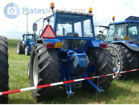 T-23-DHK, Ford 4000-Series