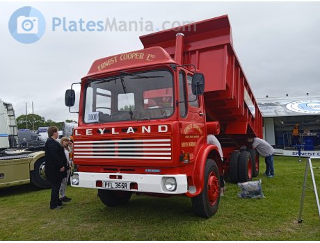 PFL 355R, Leyland Bison