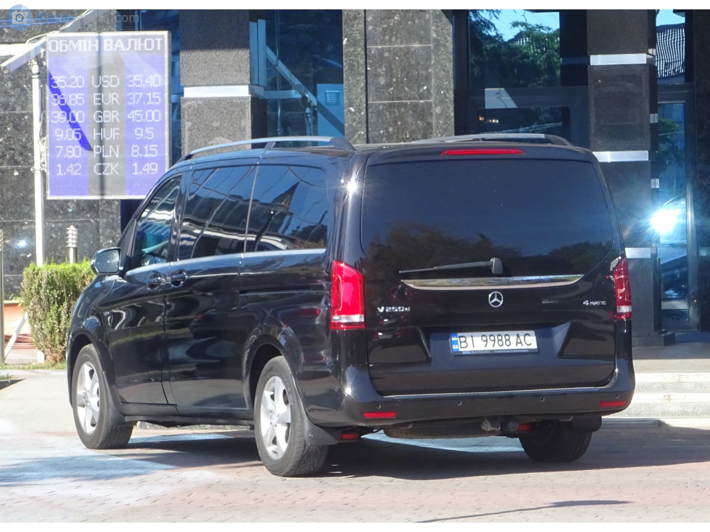 BI 9988 AC, Mercedes-Benz V-Klasse 3rd gen (W447), 2014–2023