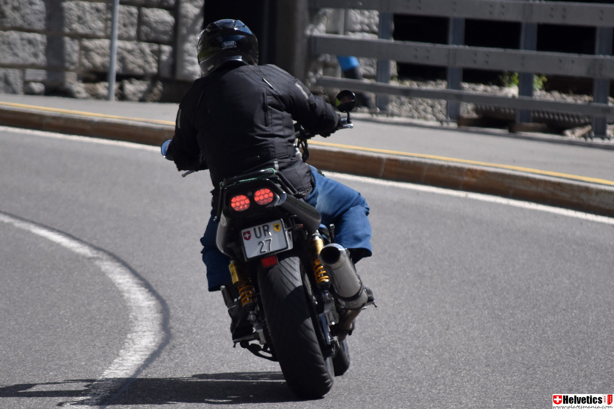 UR 27, Yamaha XJR 2nd gen XJR1300, 1998–2016