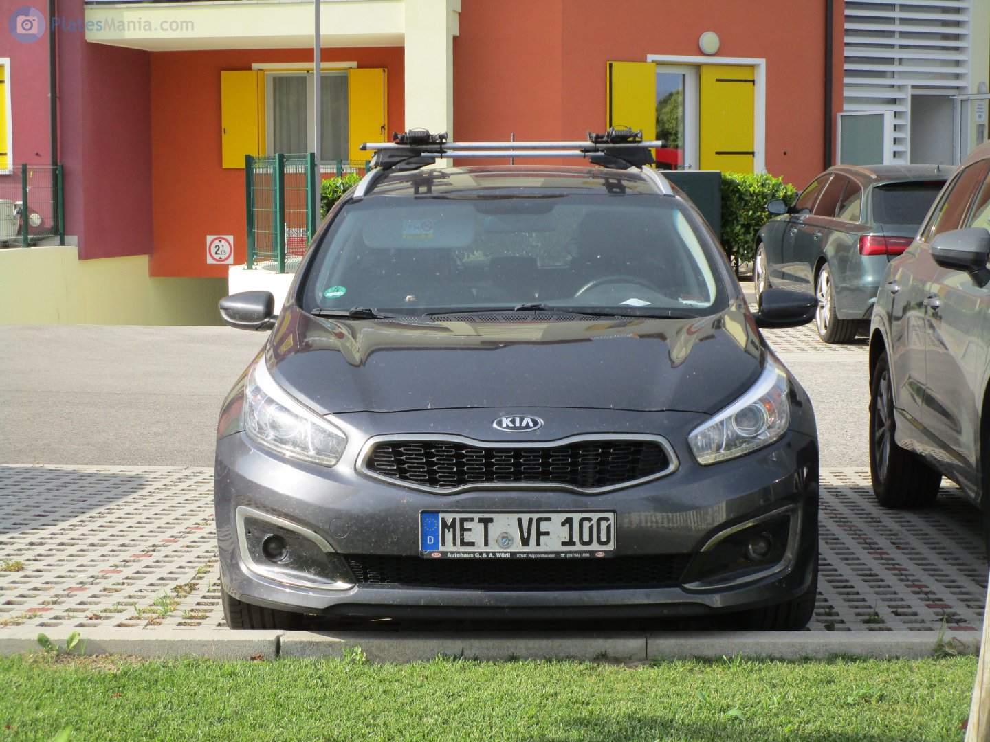 MET VF 100, Kia Ceed 2nd gen cee'd_SW (JD), 2012–2018