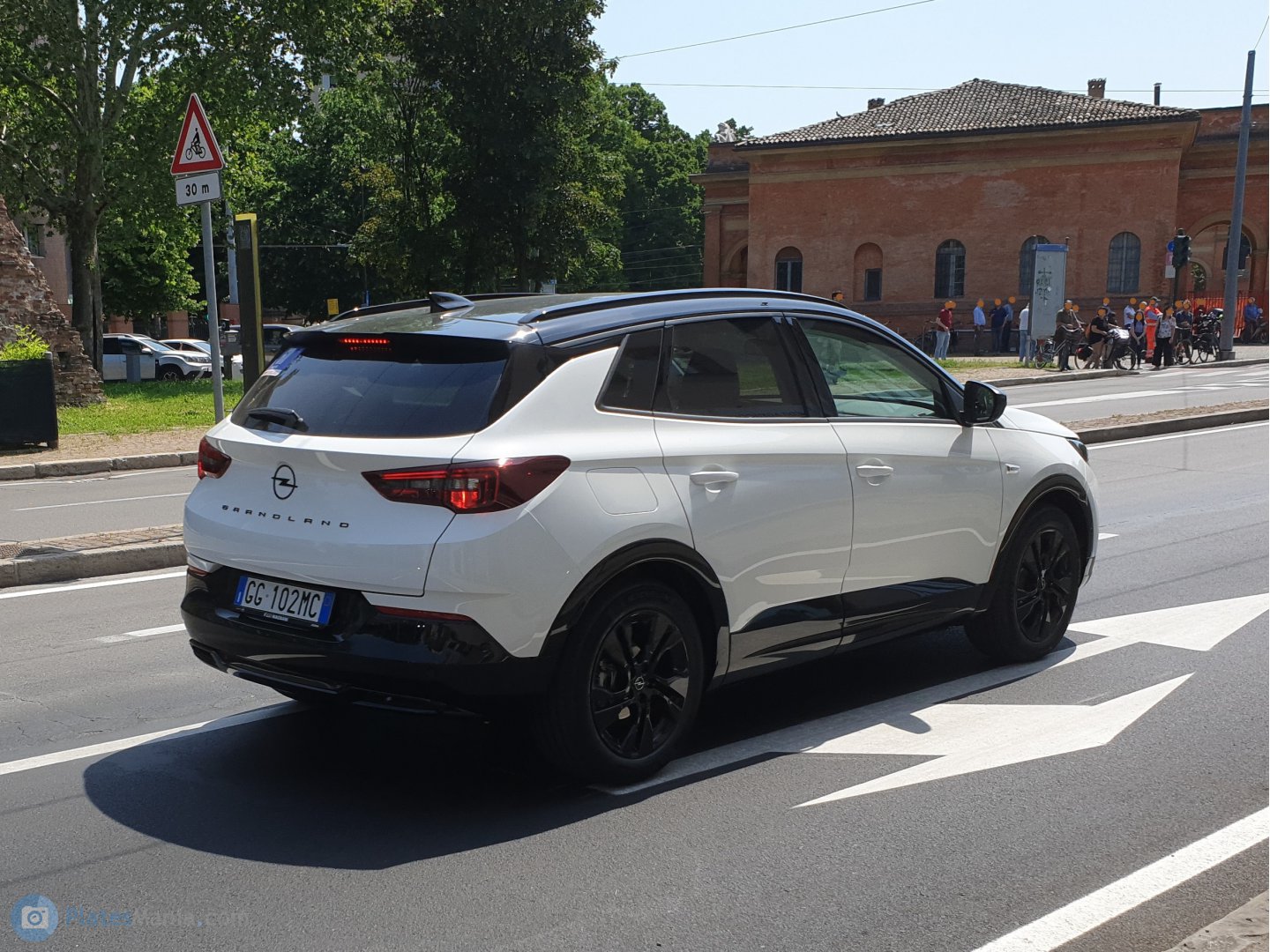 GG 102 MC, Opel Grandland 1st gen (A18; P1UO), facelift, 2021–2024