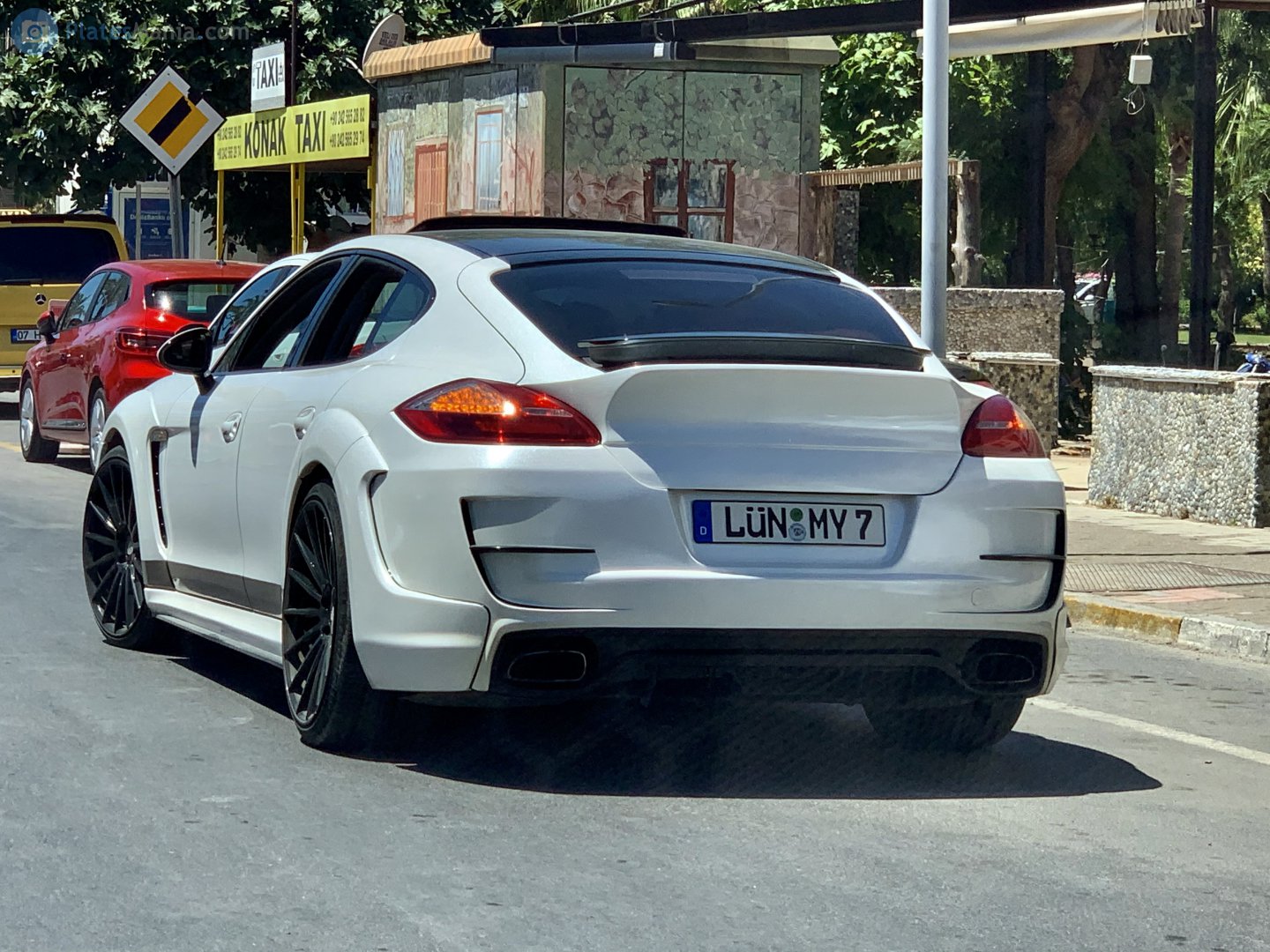 LÜN MY 7, Porsche Panamera 1st gen (970), 2009–2013