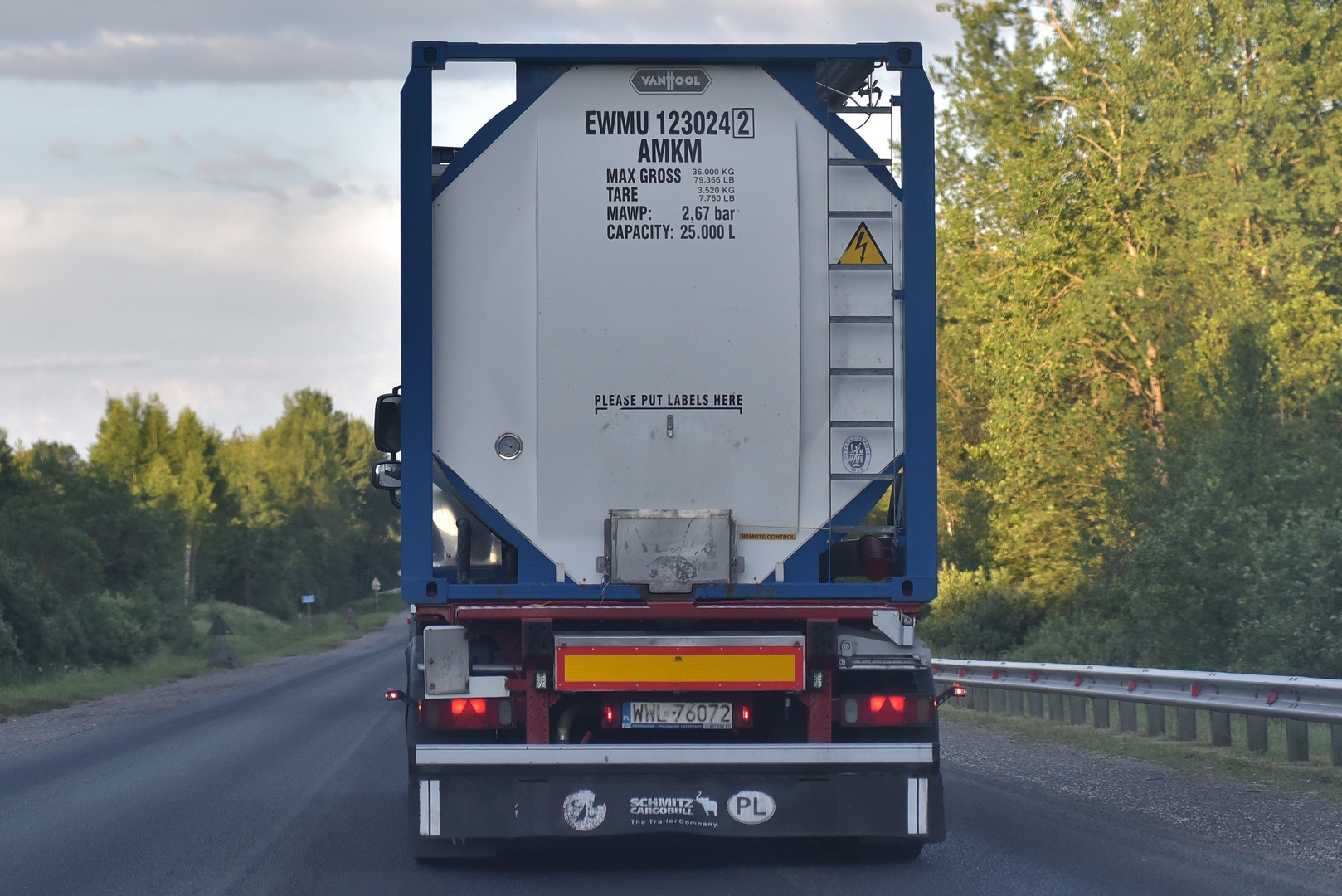 WWL 76072, Schmitz SGF 