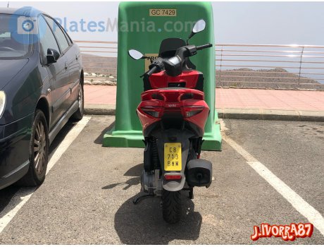 C 8713 BWM, Aprilia SXR