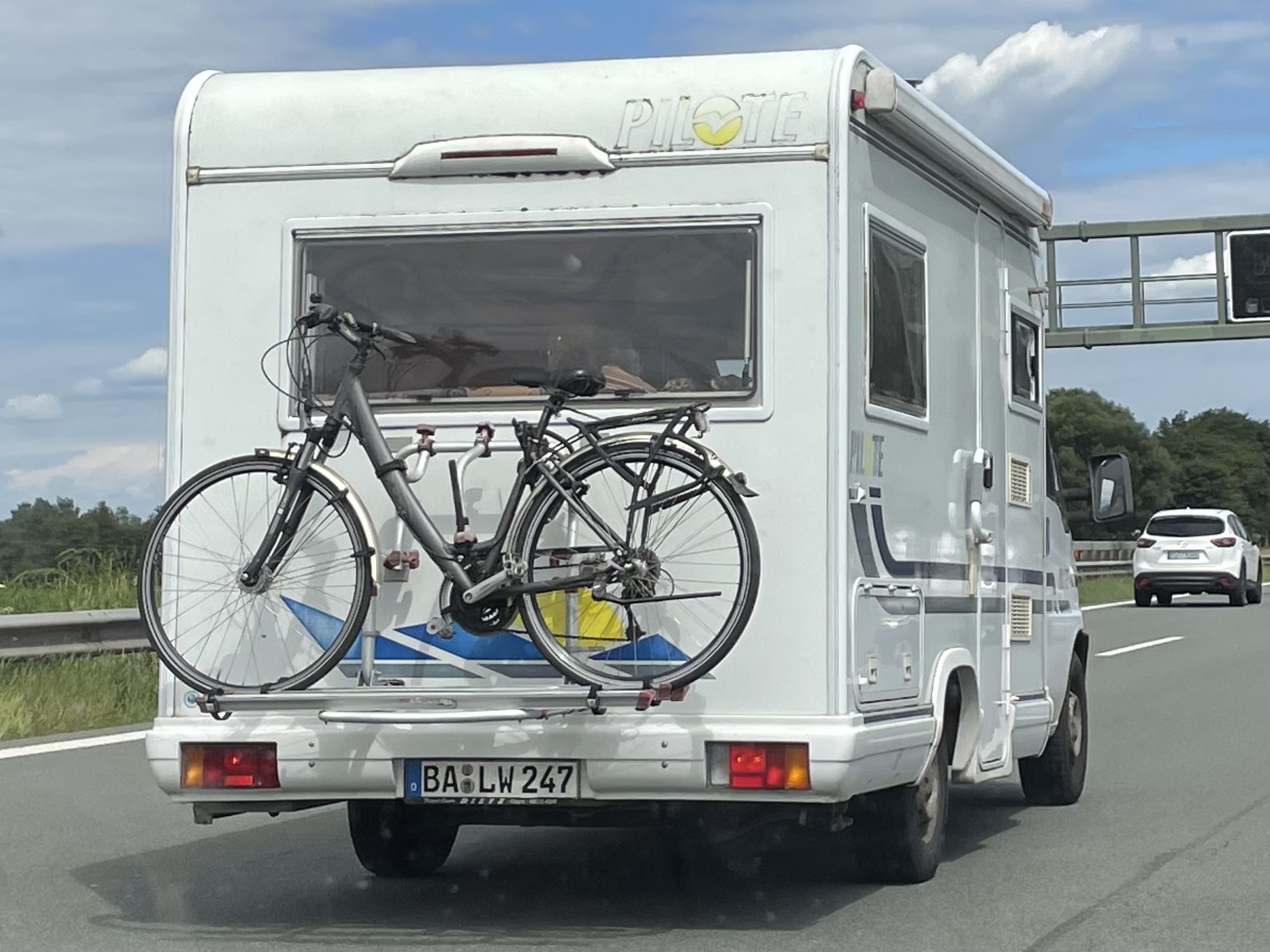 BA LW 247, Pilote D/F-Series 