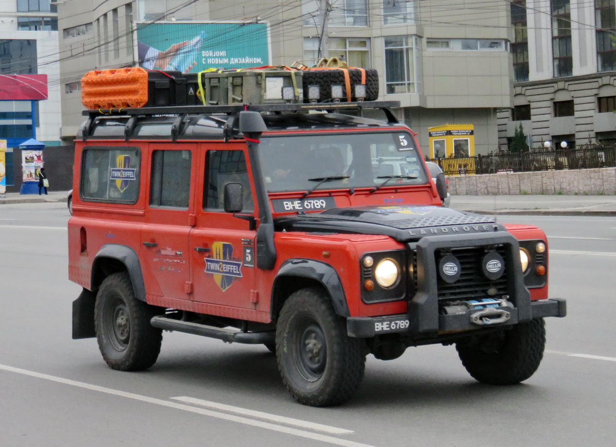 BHE 6789, Land Rover Defender 1st gen 110