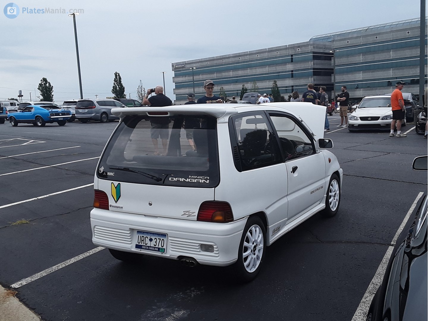 URC 370, Mitsubishi Minica 6th gen Dangan ZZ (H22/H27), 1989–1993