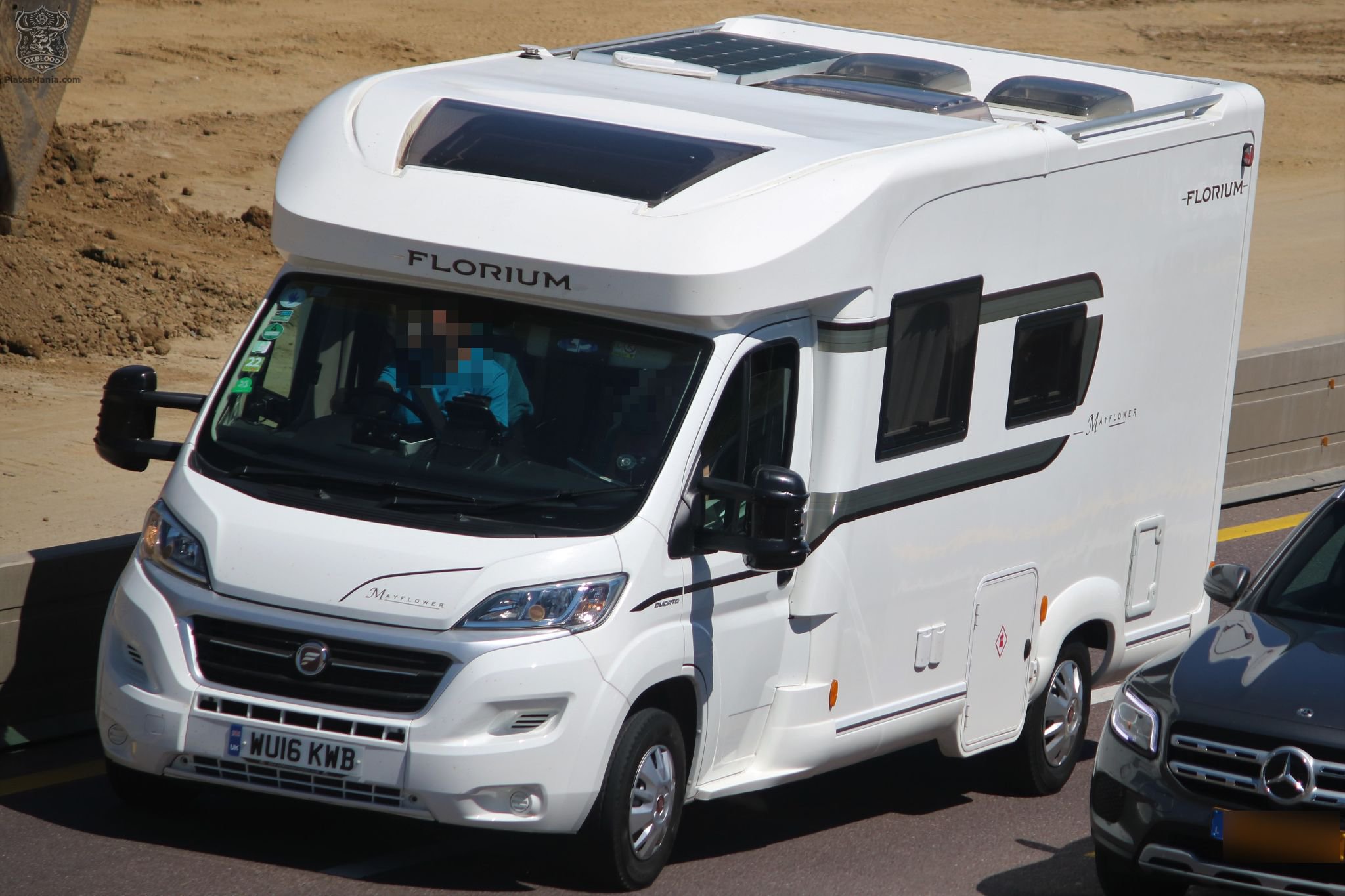 WU16KWB, Fleurette Florium Mayflower 