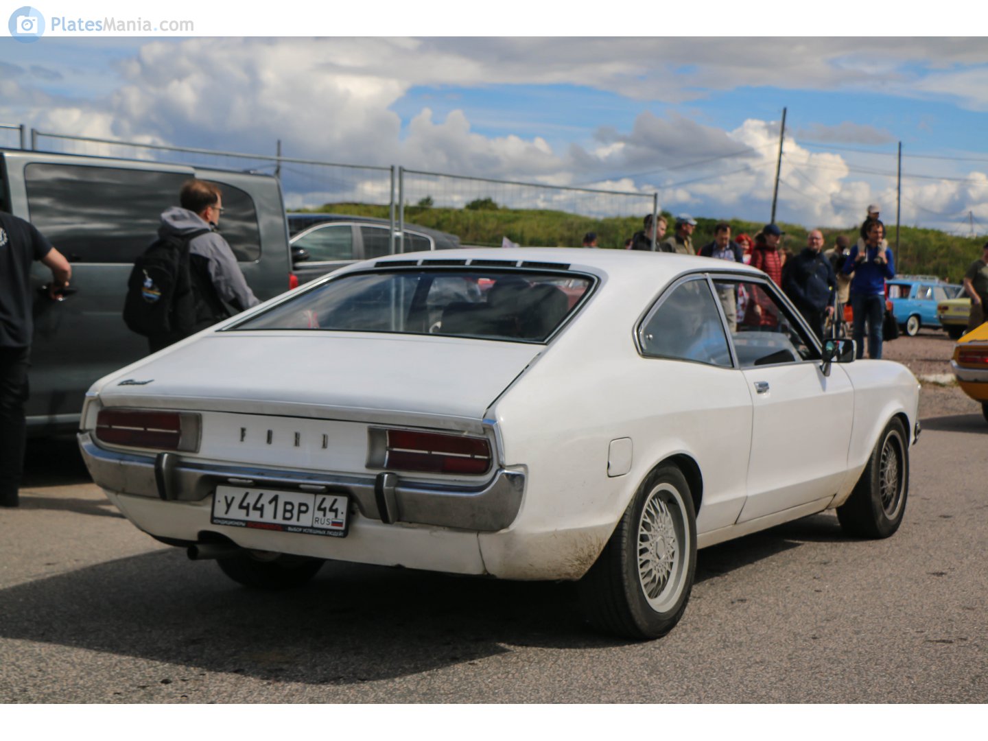у 441 вр 44, Ford Granada 1st gen Coupé (GGCL; EU-market), 1974–1977