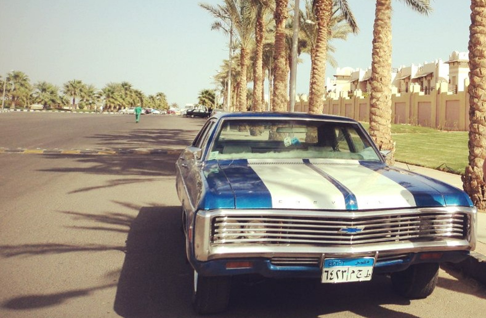 ٦٤٢٣ مجط, Chevrolet Impala 4th gen 1965 2-door Hardtop (16437/16637; B-body), 1964–1965