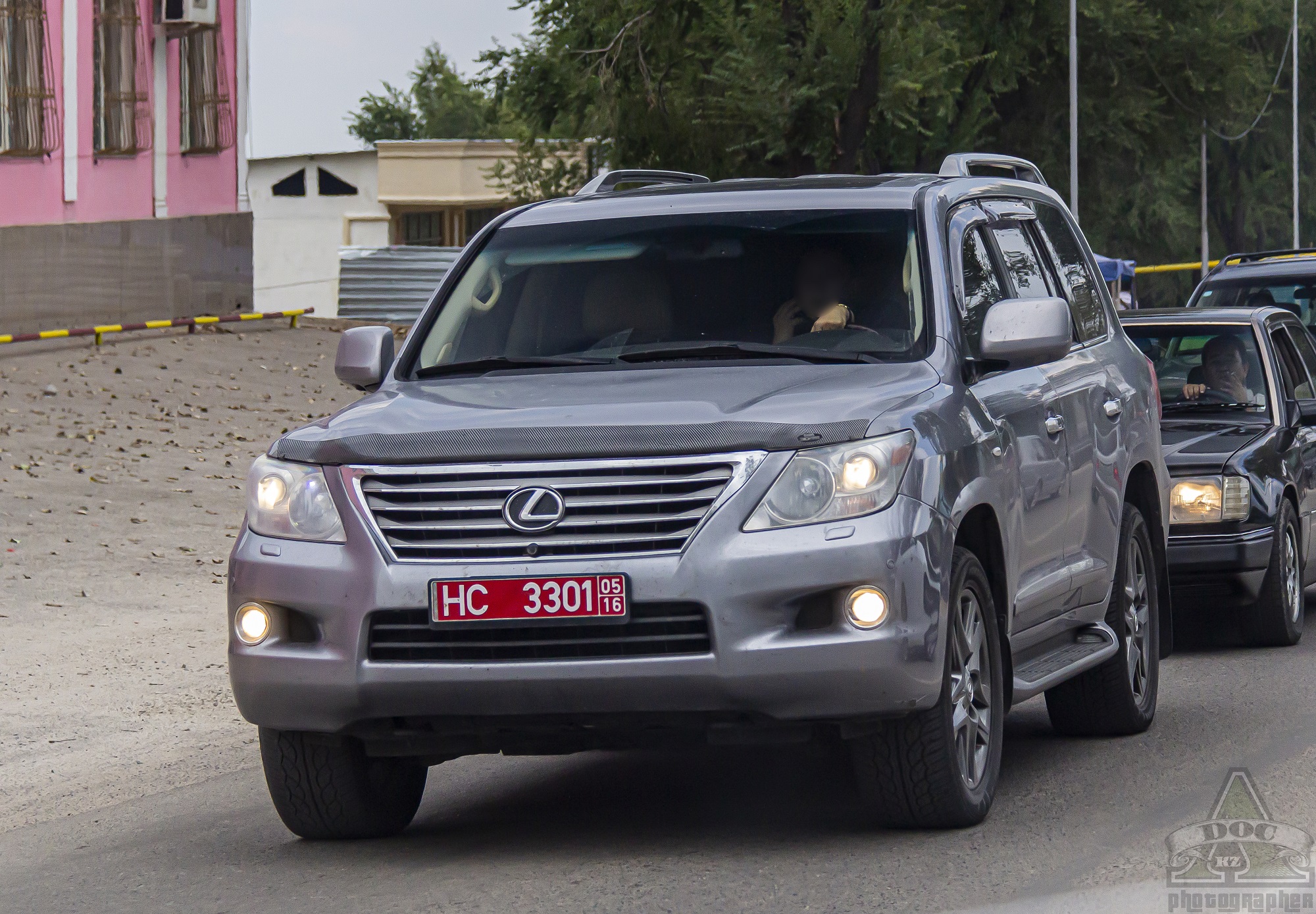 HC 3301, Lexus LX 3rd gen (J200), 2007–2012