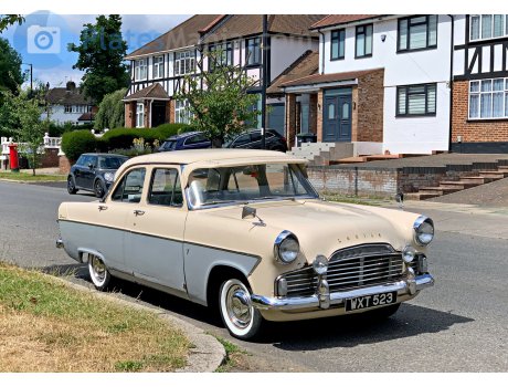 WXT 523, Ford Zodiac
