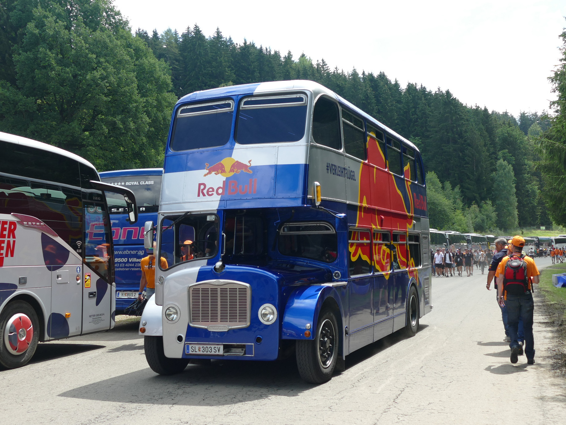 SL 303 SV, Bristol Lodekka 