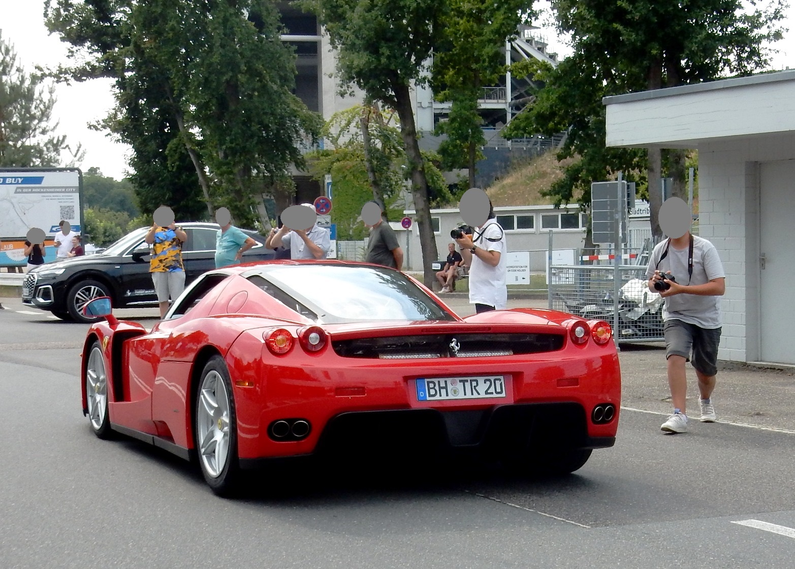 BH TR 20, Ferrari Enzo 1st gen (F140), 2002–2004