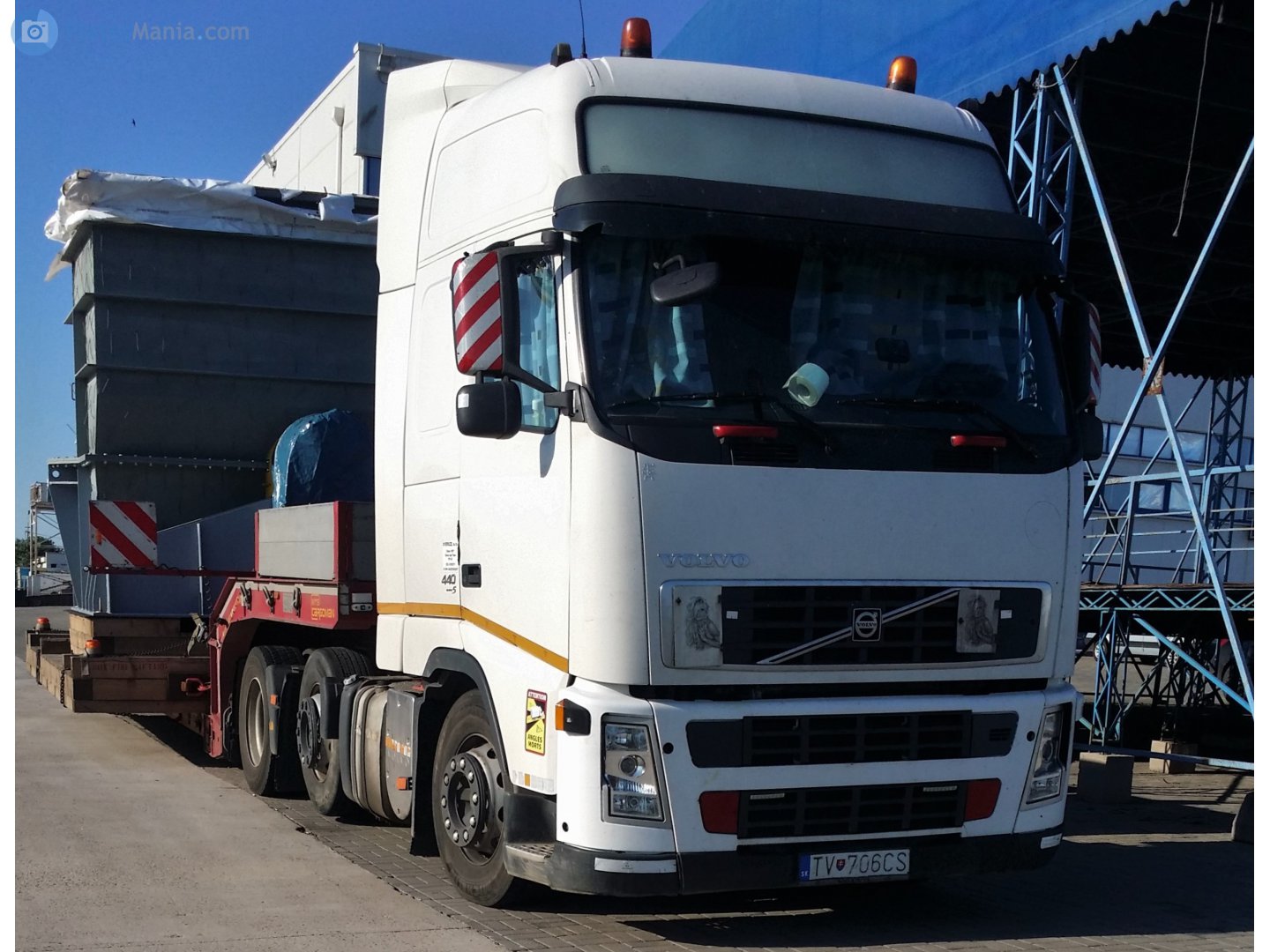 TV-706CS, Volvo FH 2nd gen, 2002–2008