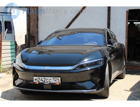 м242сс124, BYD Han