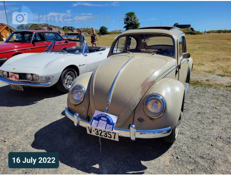 V-32357, Volkswagen Beetle