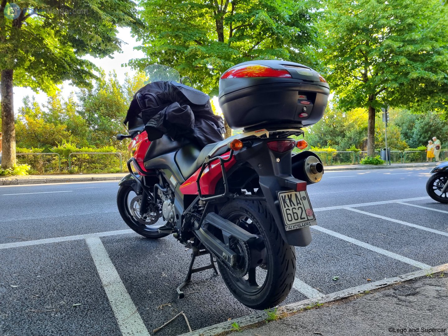 KKA-662, Suzuki V-Strom 1st gen DL650, 2004–2012