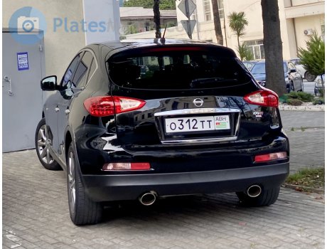 о312тт, Nissan Skyline Crossover