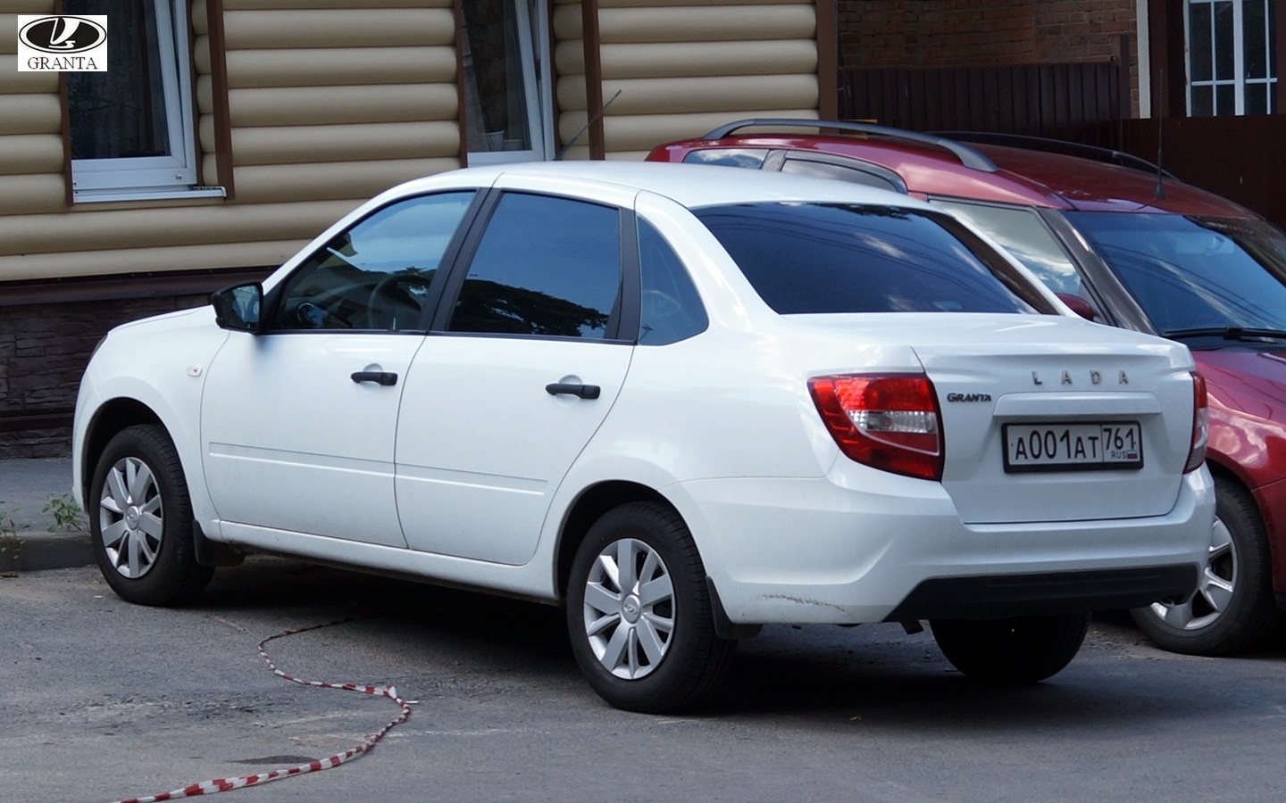 а 001 ат 761, Lada (VAZ) 2190 Granta 2190, 2011–2018