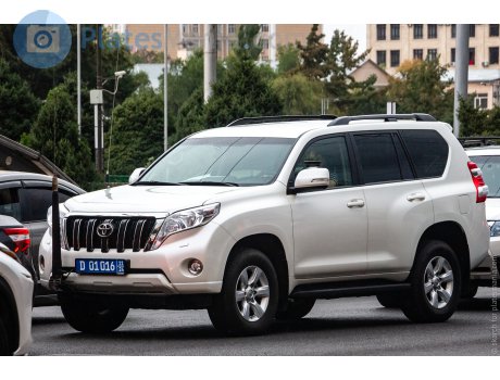D 01 016, Toyota Land Cruiser Prado