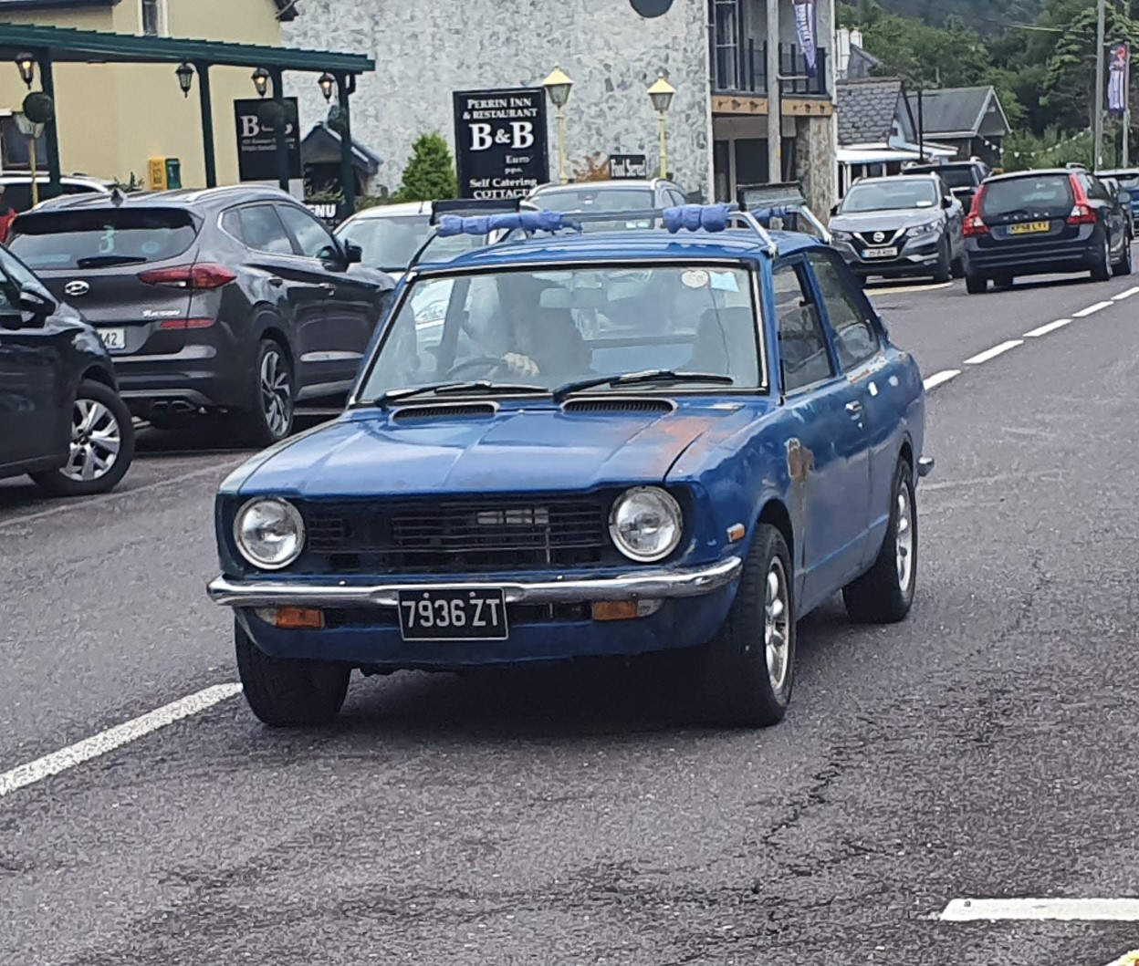 7936ZT, Toyota Corolla 2nd gen 2-door Sedan (E20), 1970–1974