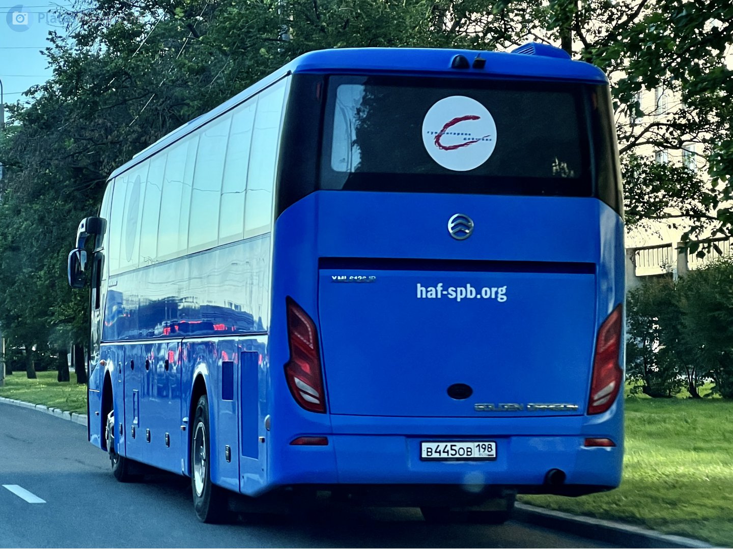 в 445 ов 198, Golden Dragon XML6126 