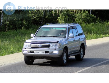 а666ка24, Toyota Land Cruiser