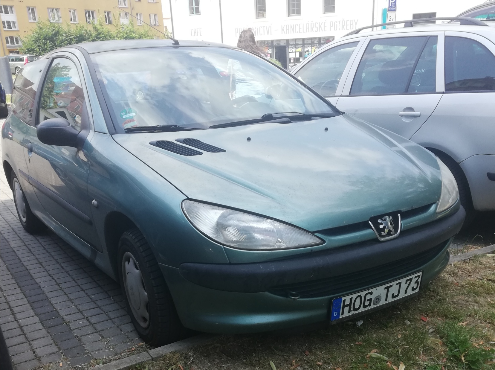 HOG TJ 73, Peugeot 206 1st gen 3-door Hatch (T10), 1998–2009