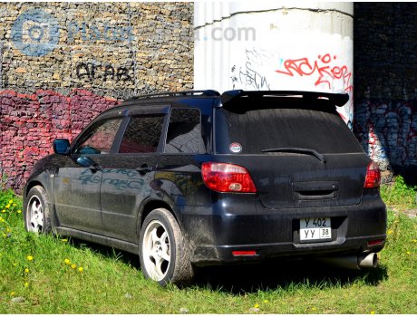 у402уу38, Mitsubishi Airtrek