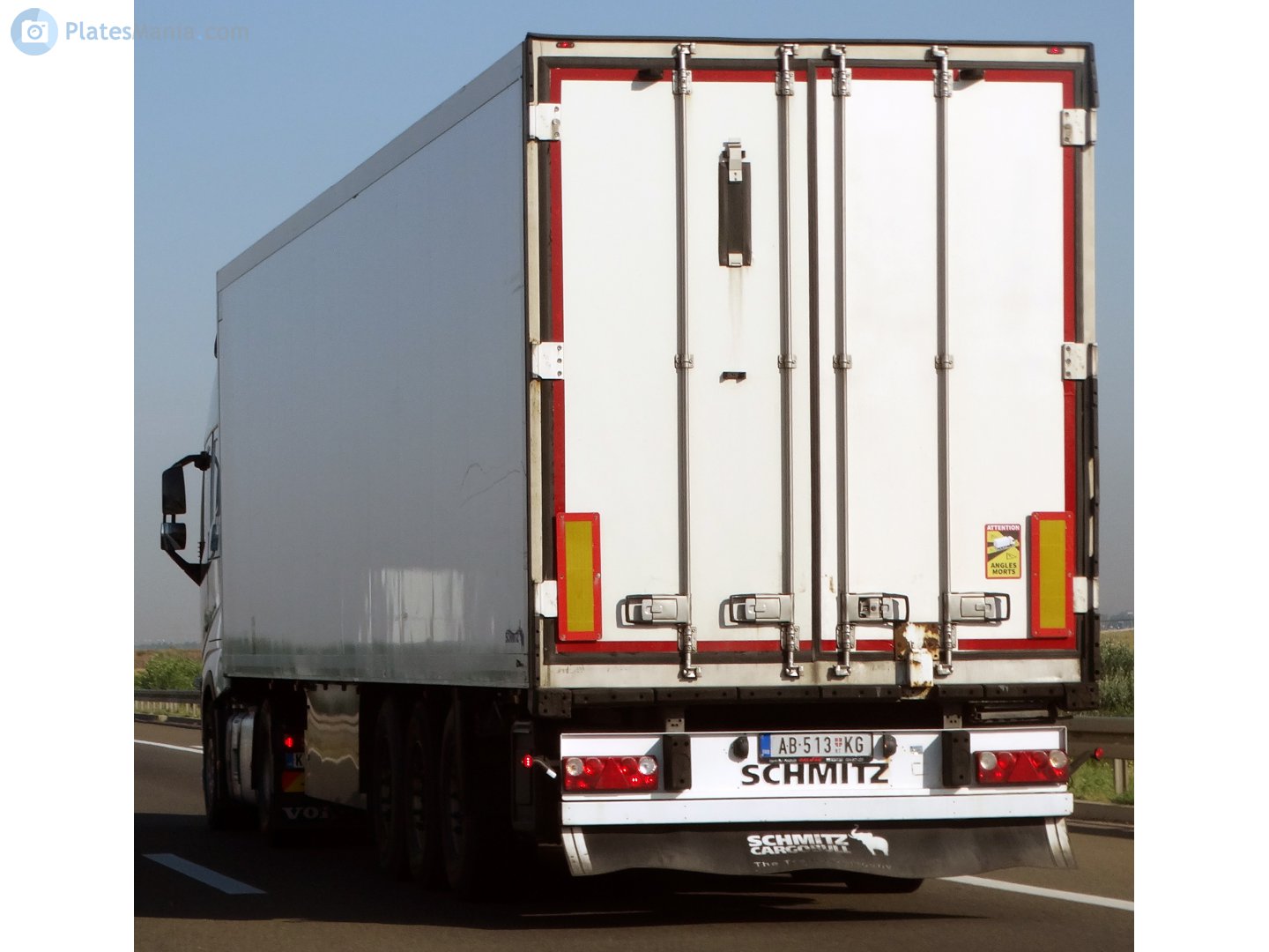 AB-513 KG, Schmitz SKO 