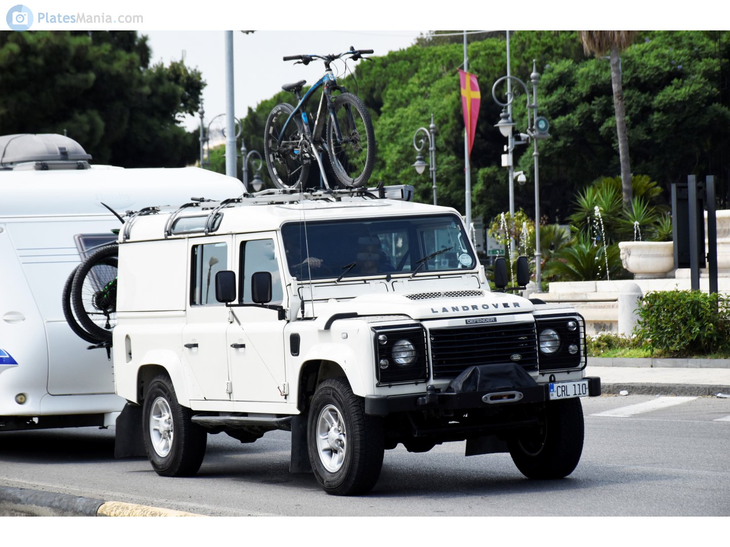 CRL 110, Land Rover Defender 