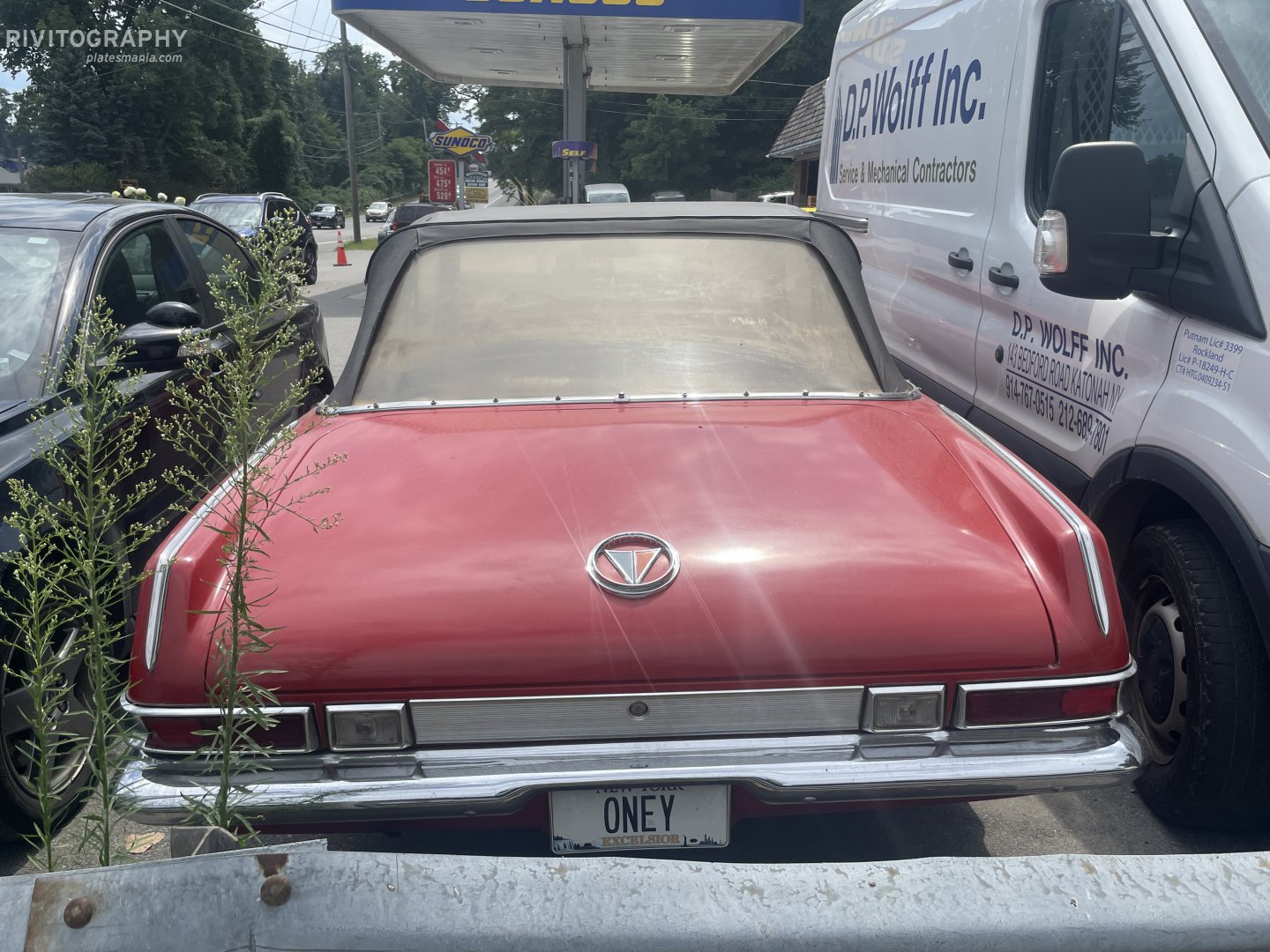 ONEY, Plymouth Valiant 