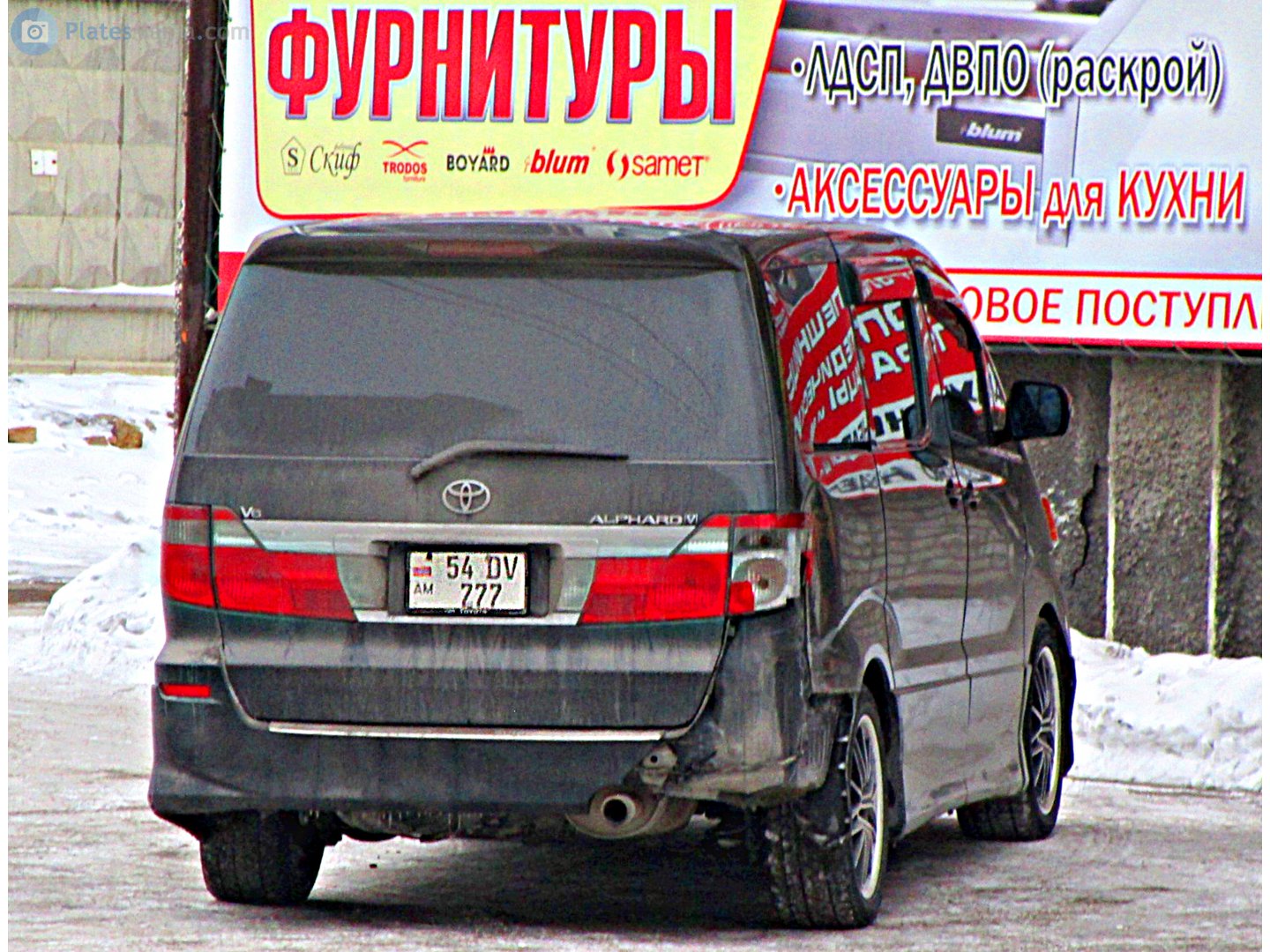 54 DV 777, Toyota Alphard 1st gen (G/V) (AH10), 2002–2008