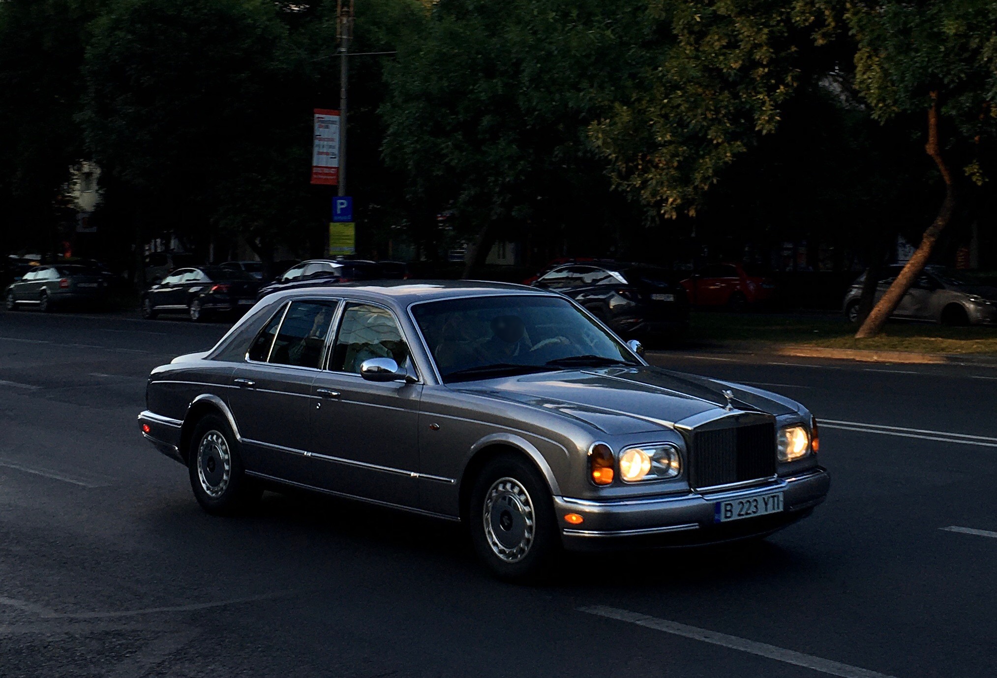 B 223 YTI, Rolls-Royce Silver Seraph 