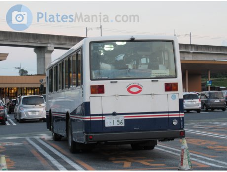 八王子 200 は 196, Nissan Diesel Space Runner RM