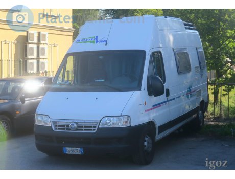 CH 986 RA, Adria Van