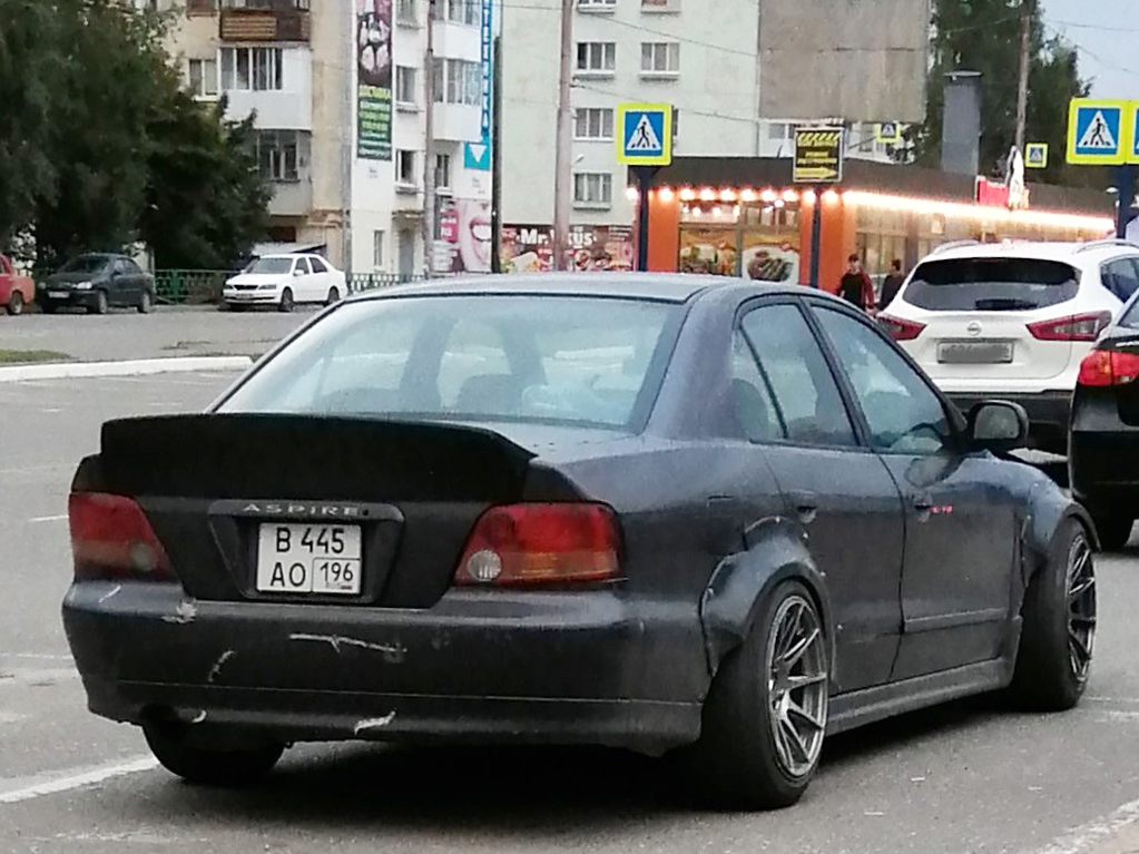 в 445 ао 196, Mitsubishi Aspire 1st gen (EA/EC), 1998–2003