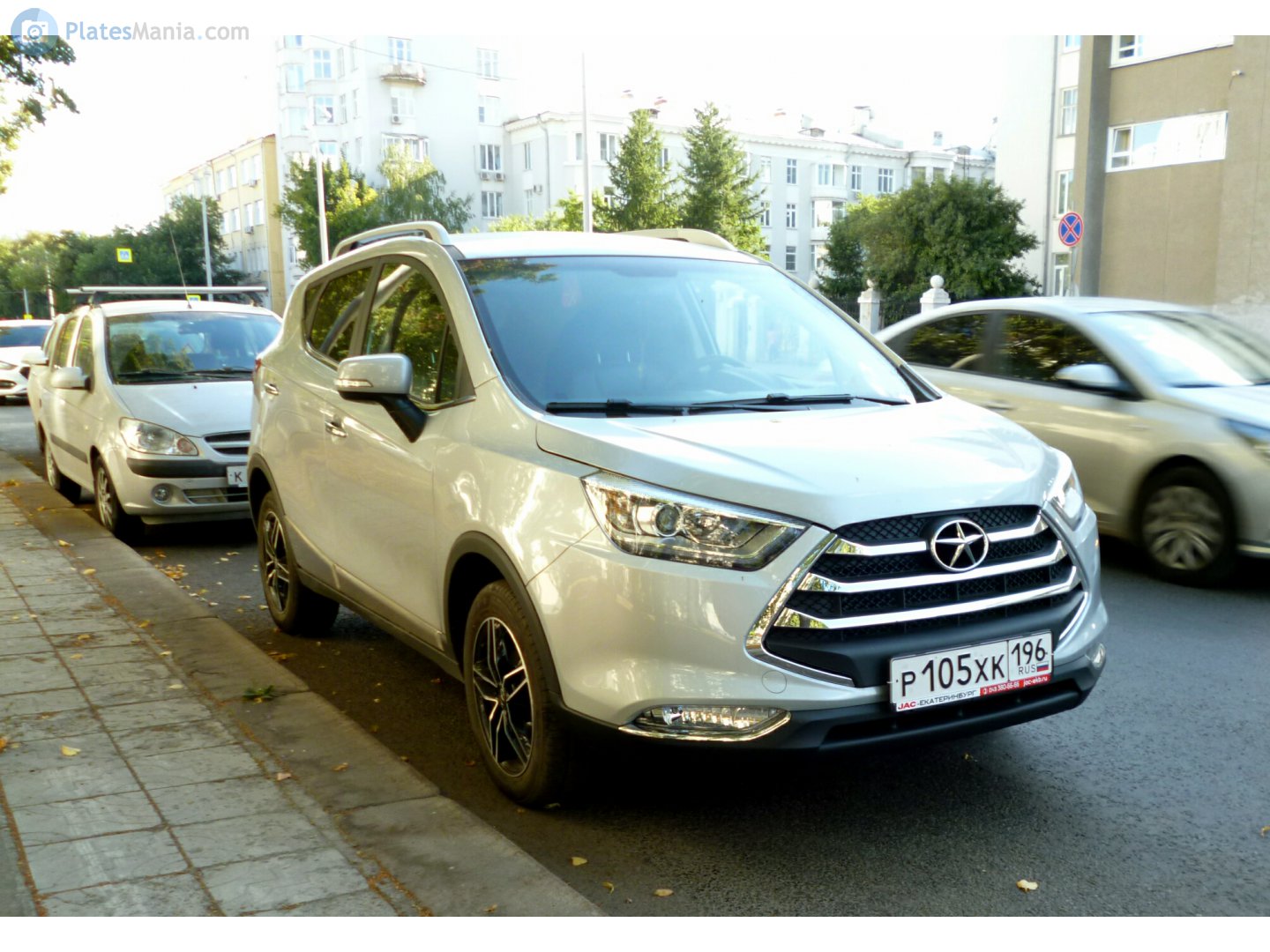 р 105 хк 196, JAC S3 