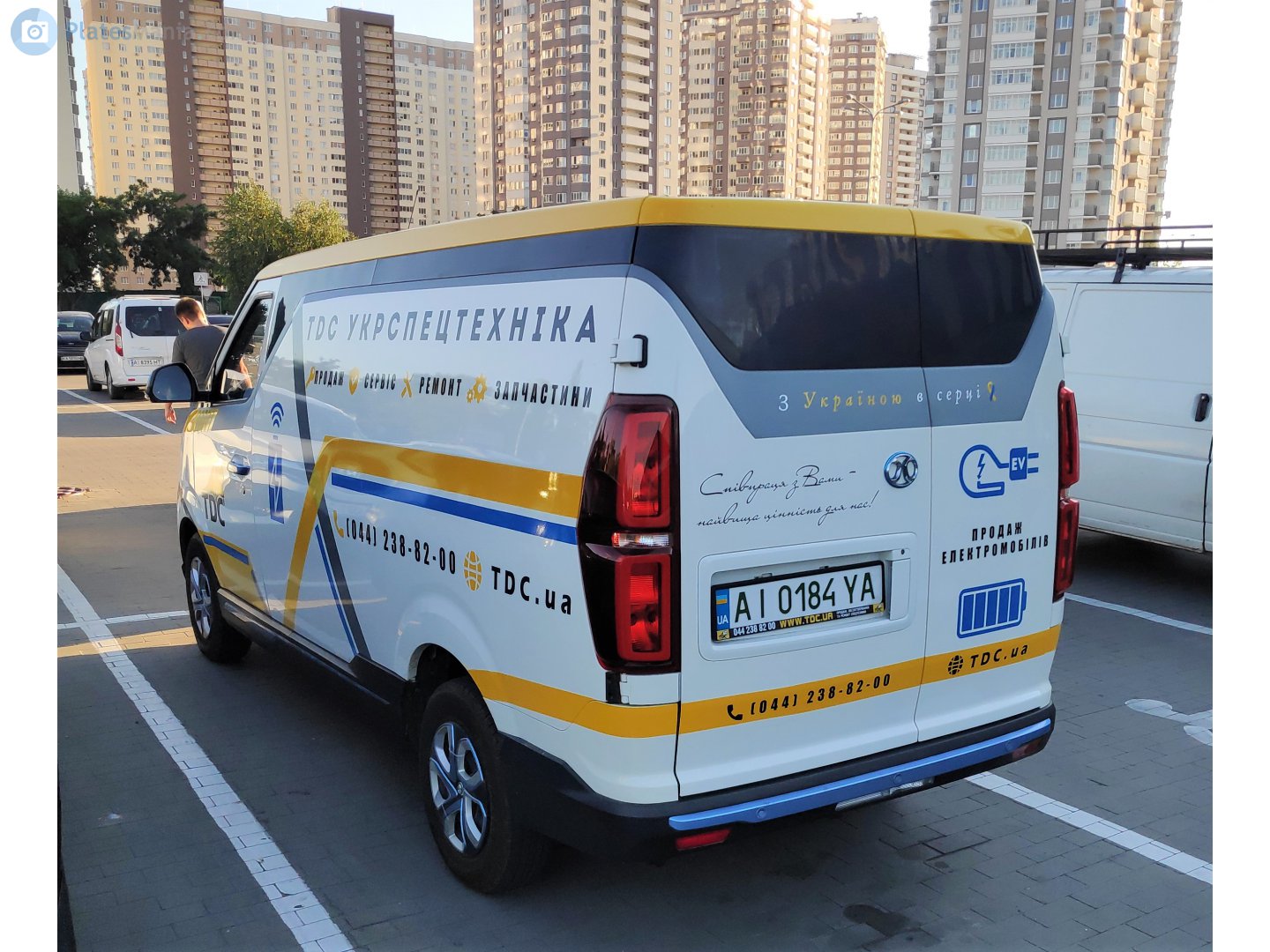 AI 0184 YA, BAIC EV5 