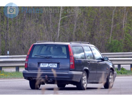7OT T 4074, Volvo V70