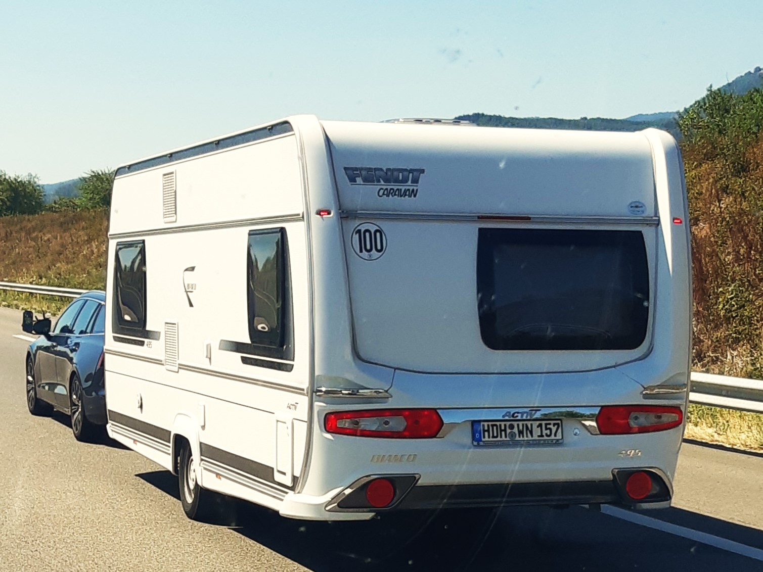 HDH WN 157, Fendt-Caravan Bianco 
