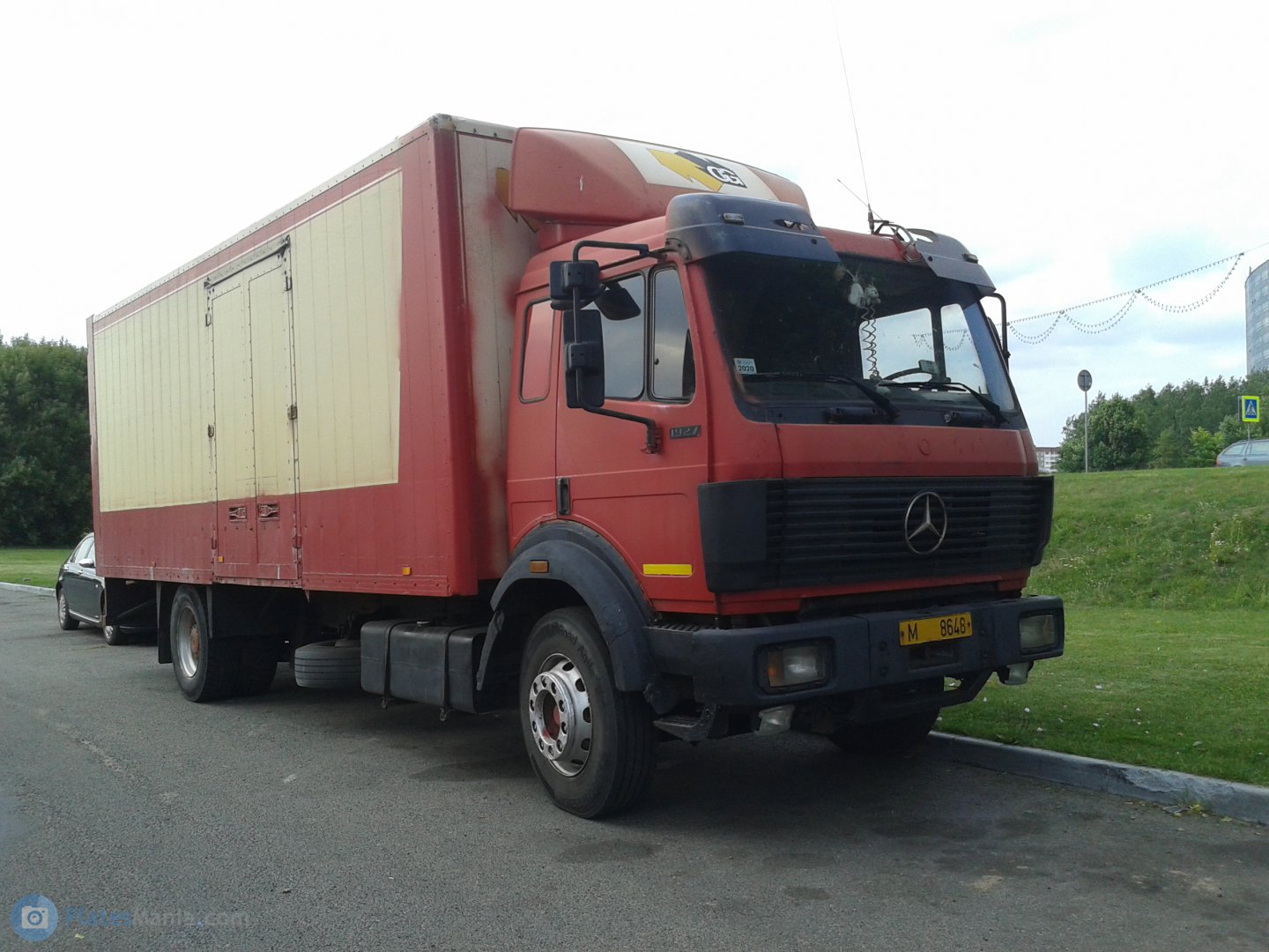 M 8648, Mercedes-Benz SK-Series 1st gen, 1989–1998