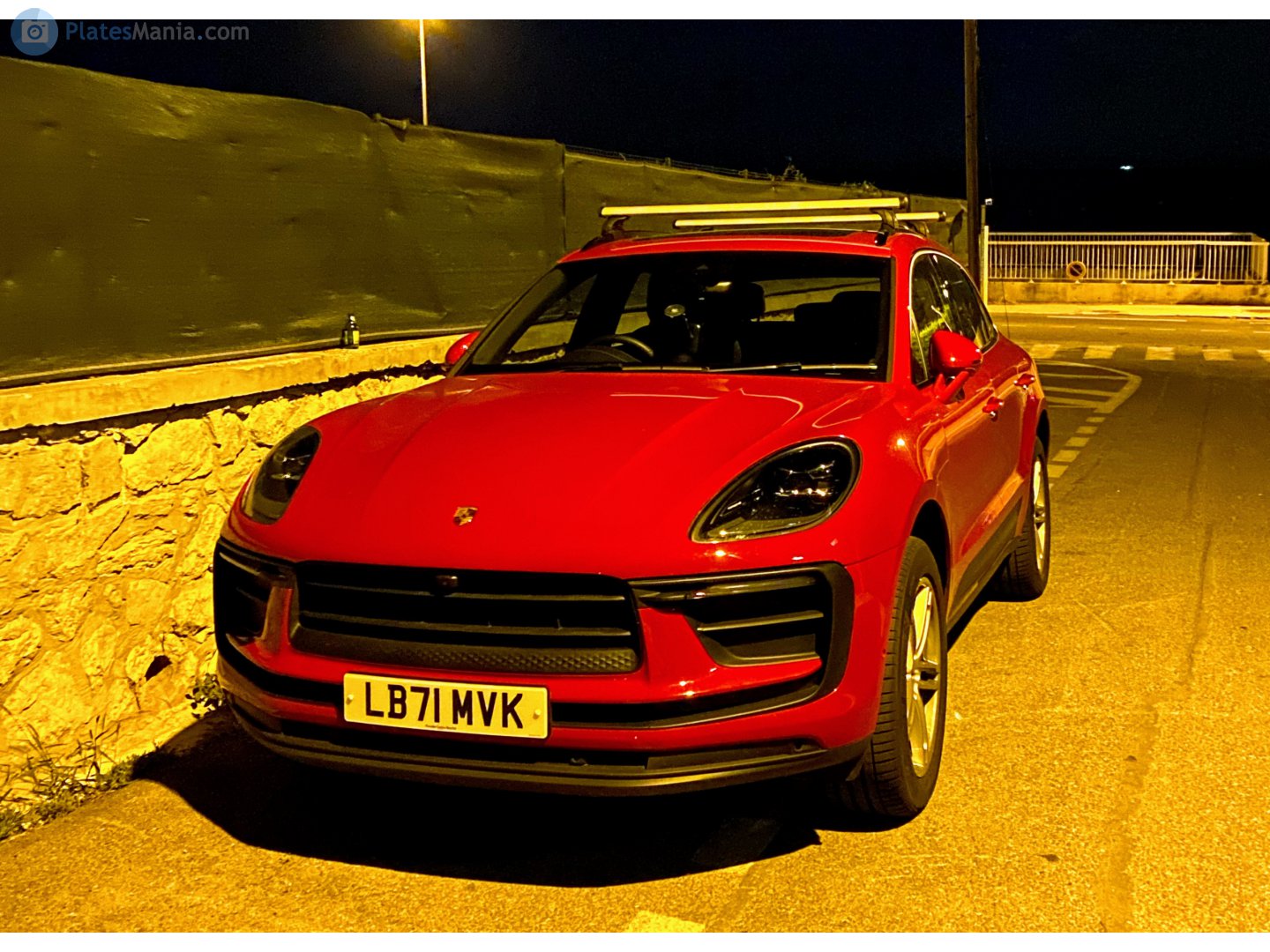 LB71MBK, Porsche Macan 1st gen (95B), 2nd facelift, 2021–