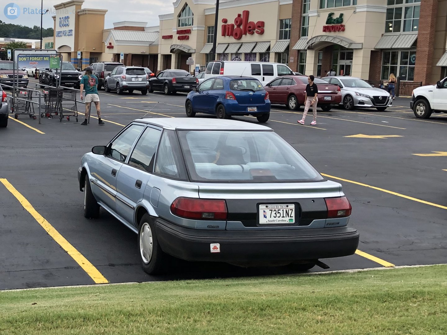 7351NZ, Geo Prizm 1st gen Hatch (E90), 1990–1992