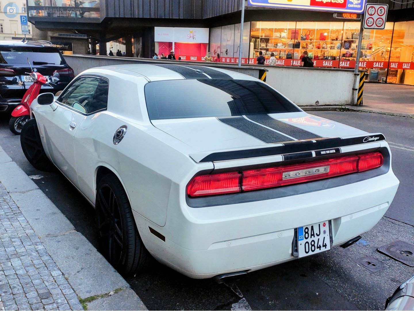 8AJ 0844, Dodge Challenger 3rd gen (LA/LC), 2008–2014