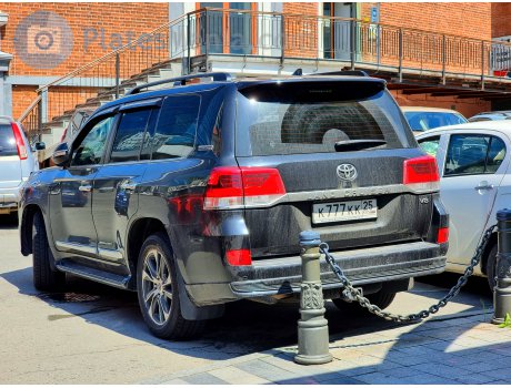 к777кк25, Toyota Land Cruiser